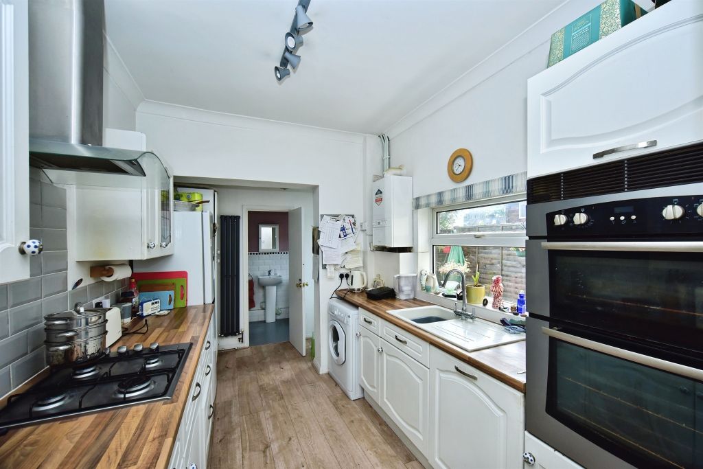 Property photo 3 of 17