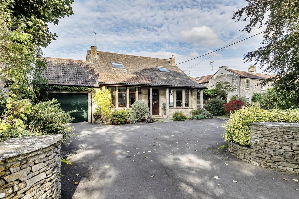 Property photo 1 of 24 1361095-22-68Dd3Df870209.Jpg