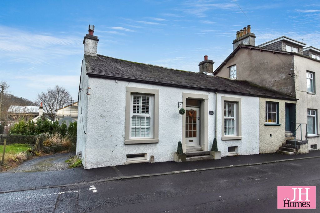 Property photo 1 of 24