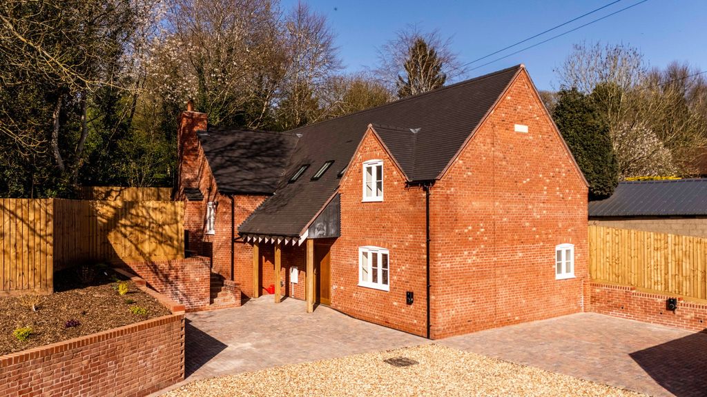Property photo 1 of 29