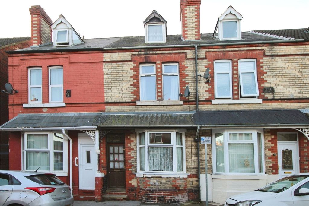 Property photo 1 of 11 Front