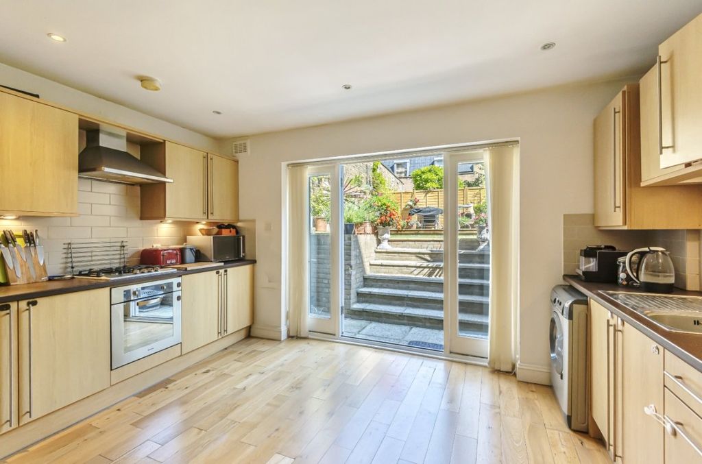 Property photo 2 of 9 508910 (3)