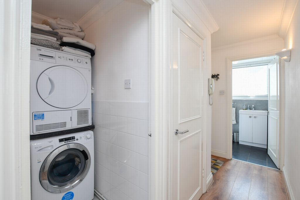 Property photo 2 of 22 Photo 9