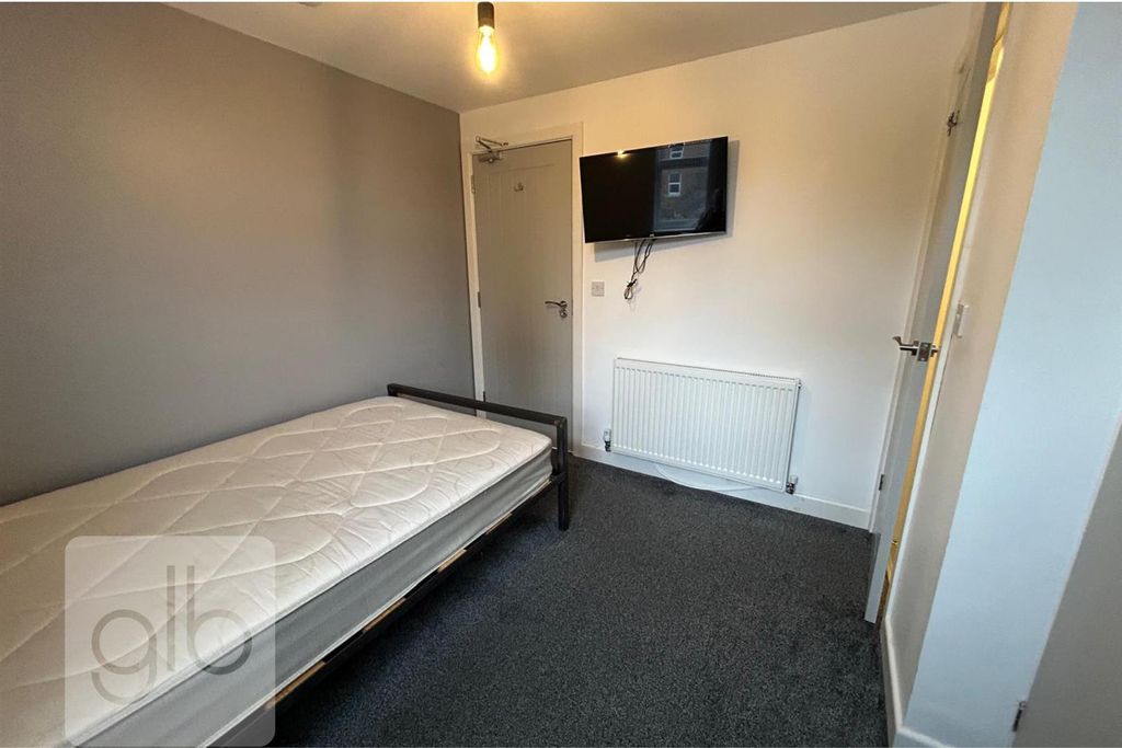 Property photo 2 of 7 2.Png