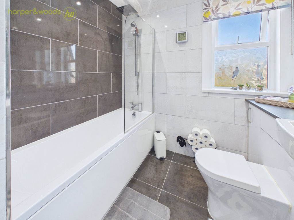 Property photo 3 of 29
