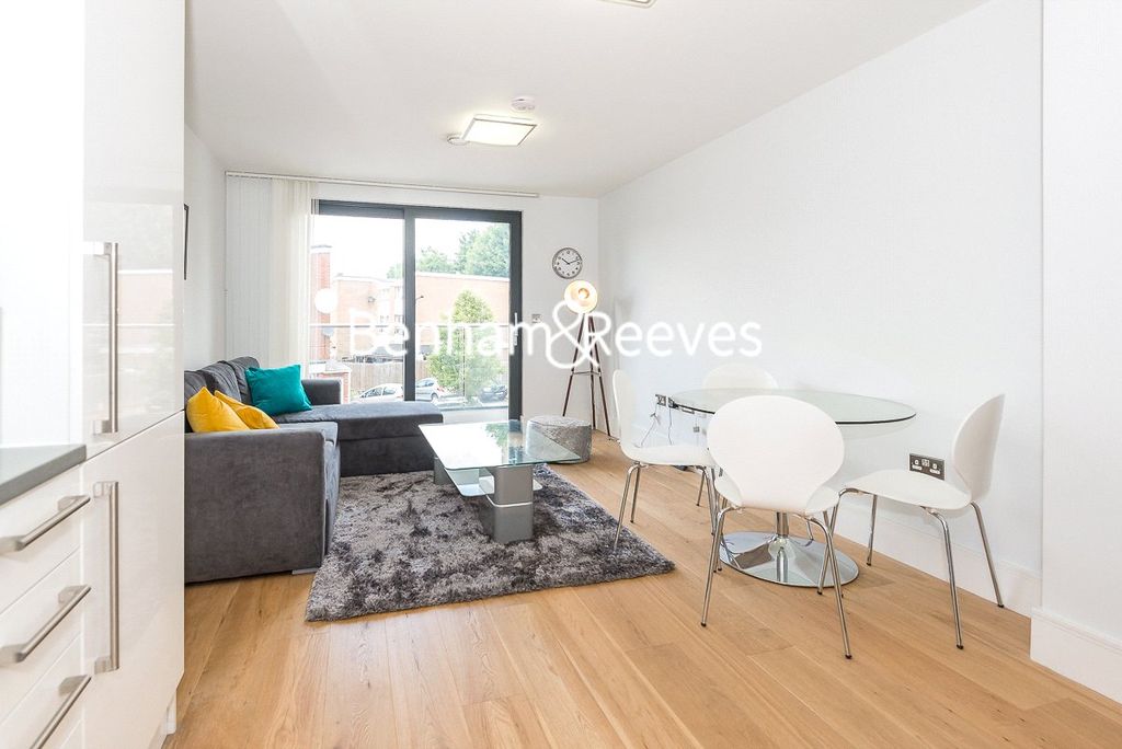 Property photo 2 of 13 Picture No. 04