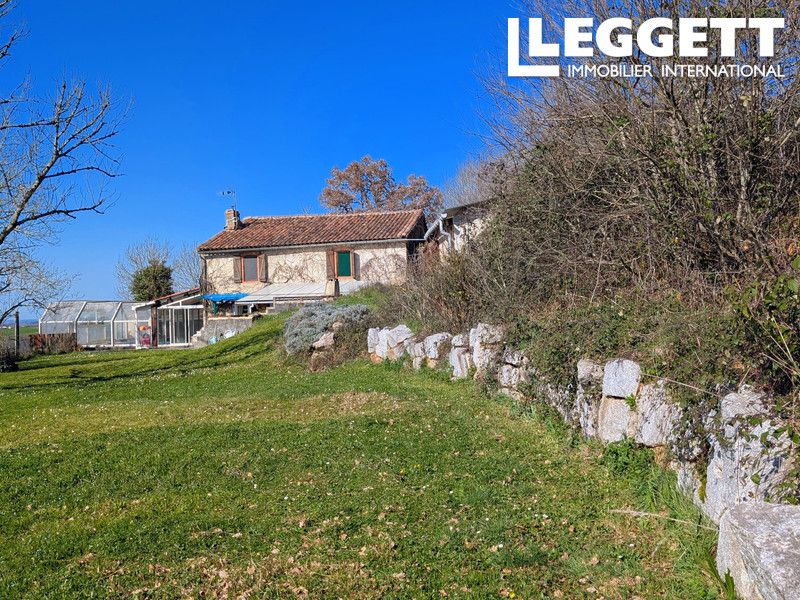 Property photo 2 of 10