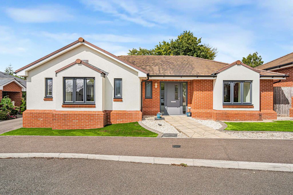Property photo 1 of 23