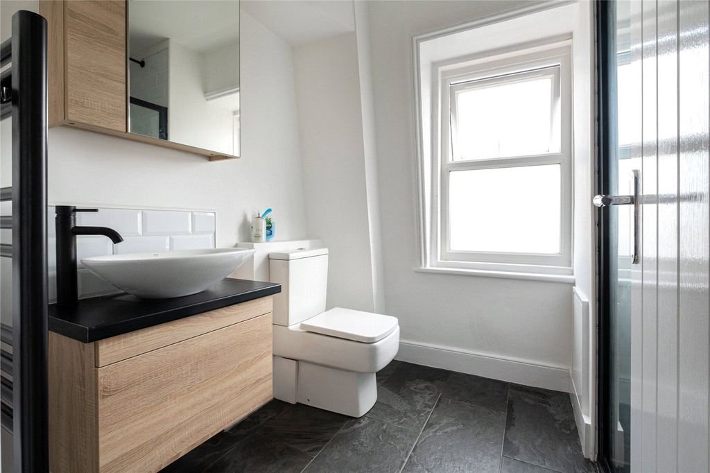 Property photo 3 of 6 Picture No. 03