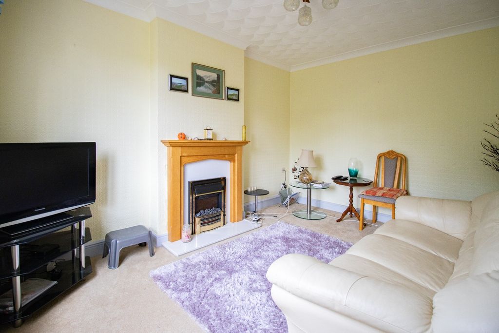 Property photo 2 of 18 4188783