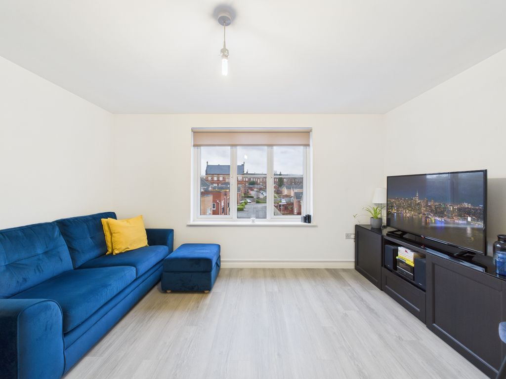 Property photo 3 of 11