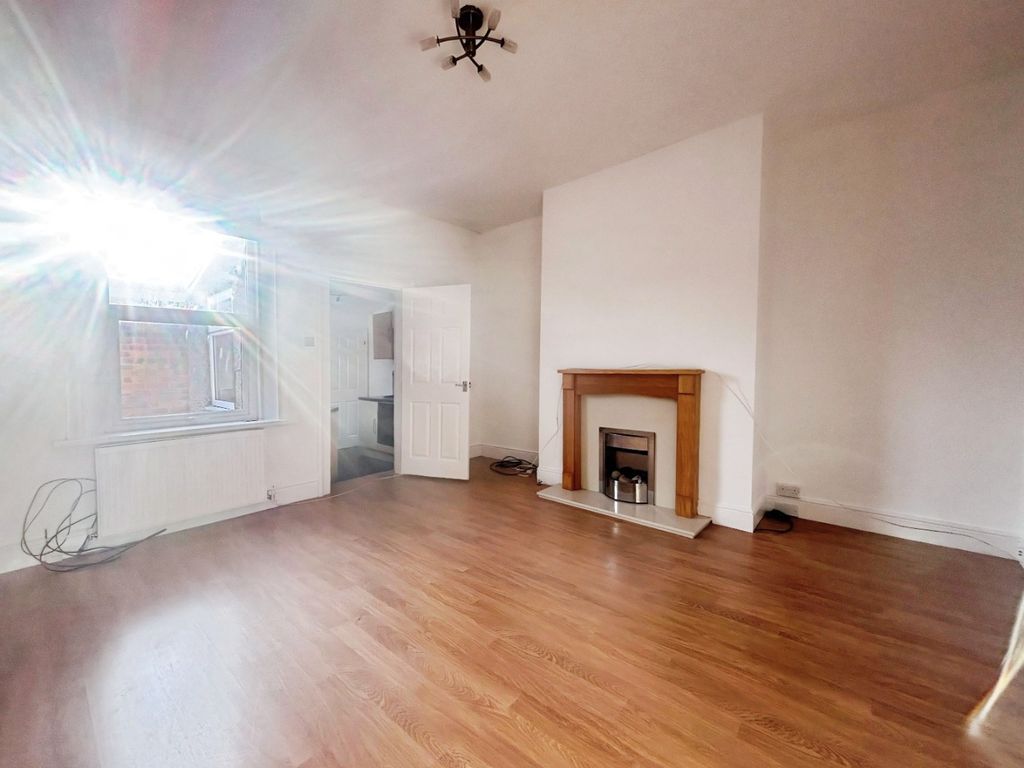 Property photo 1 of 11 4983950