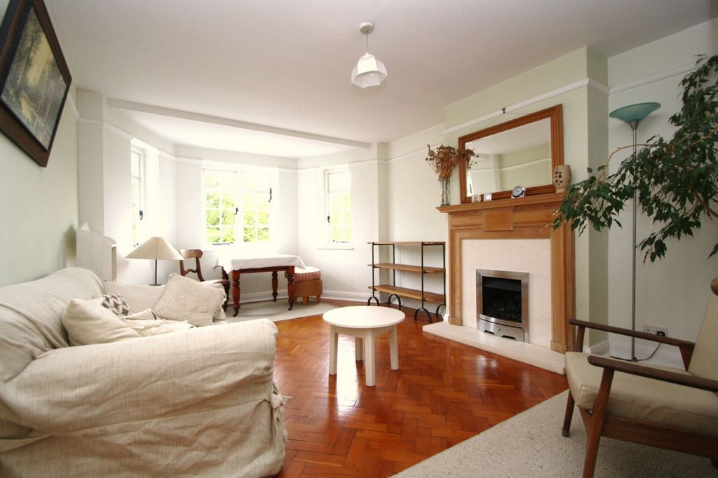 Property photo 3 of 5 Photo 6