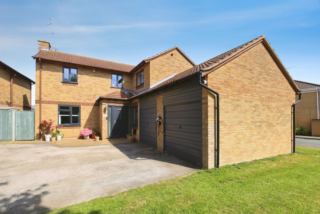 Property photo 2 of 25