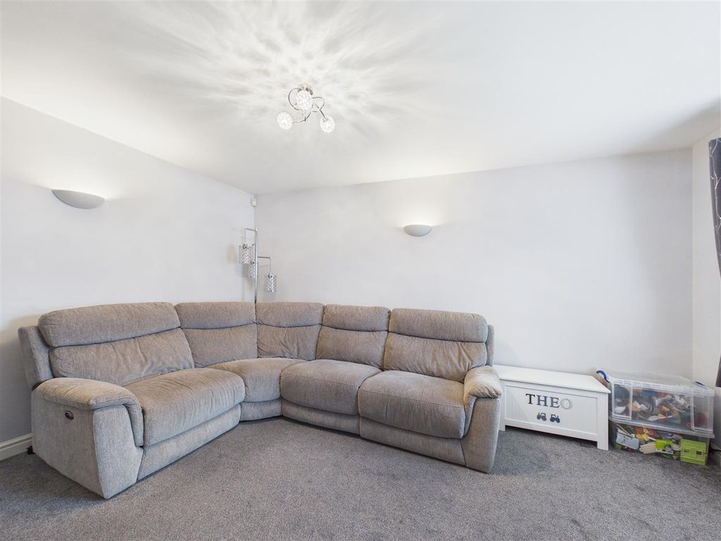 Property photo 3 of 14 Cam05207G0-Pr0089-Still009.Jpg