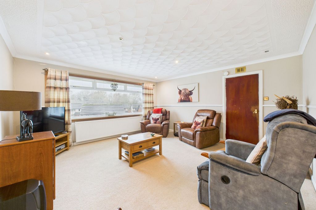 Property photo 3 of 21 Lounge Angle 2