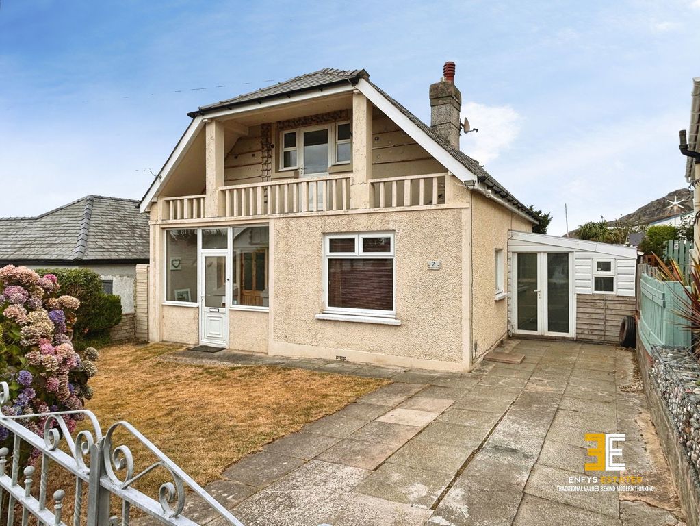 Property photo 1 of 25