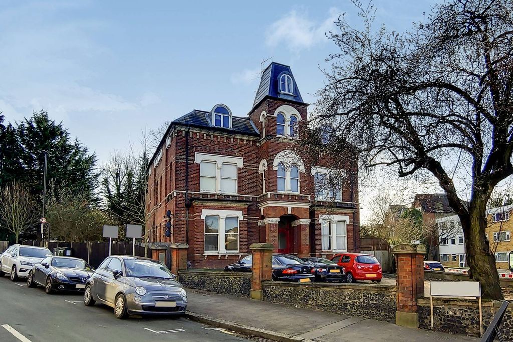 Property photo 2 of 16