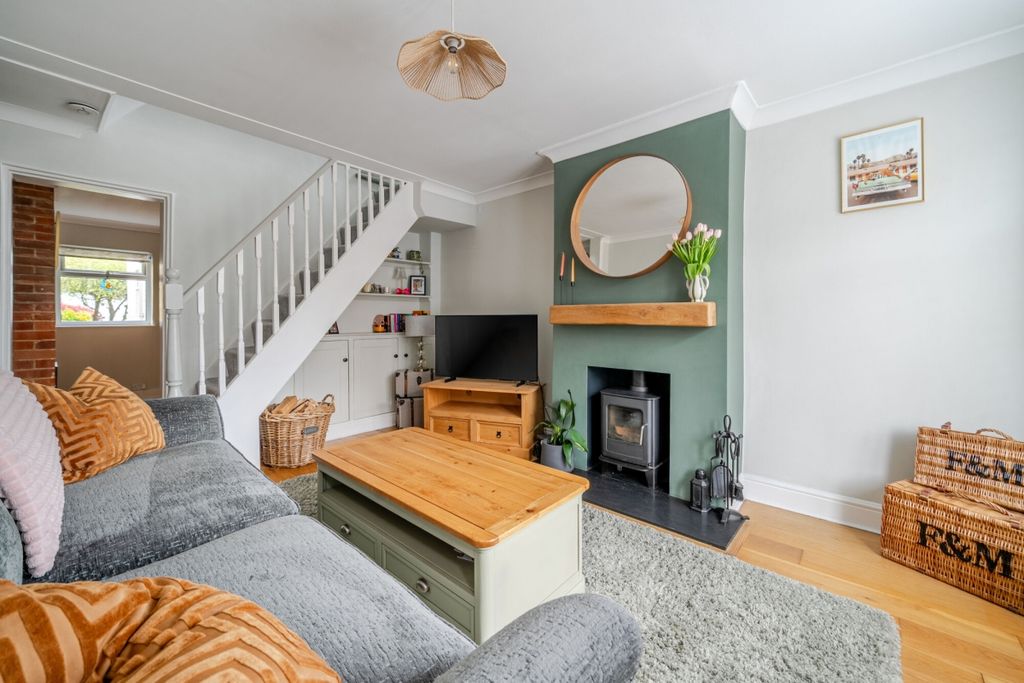 Property photo 1 of 11 Coworth Road