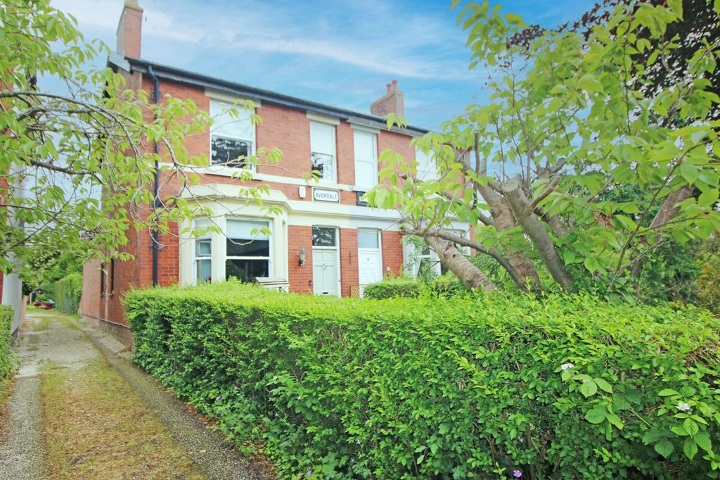 Property photo 1 of 45
