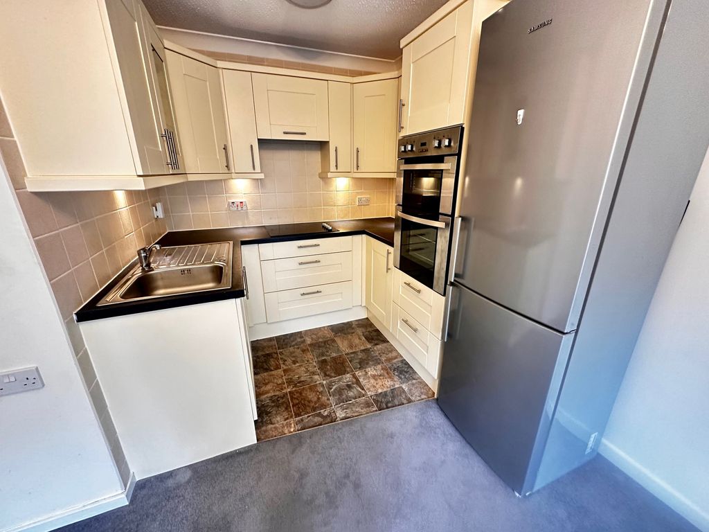 Property photo 1 of 20 Image