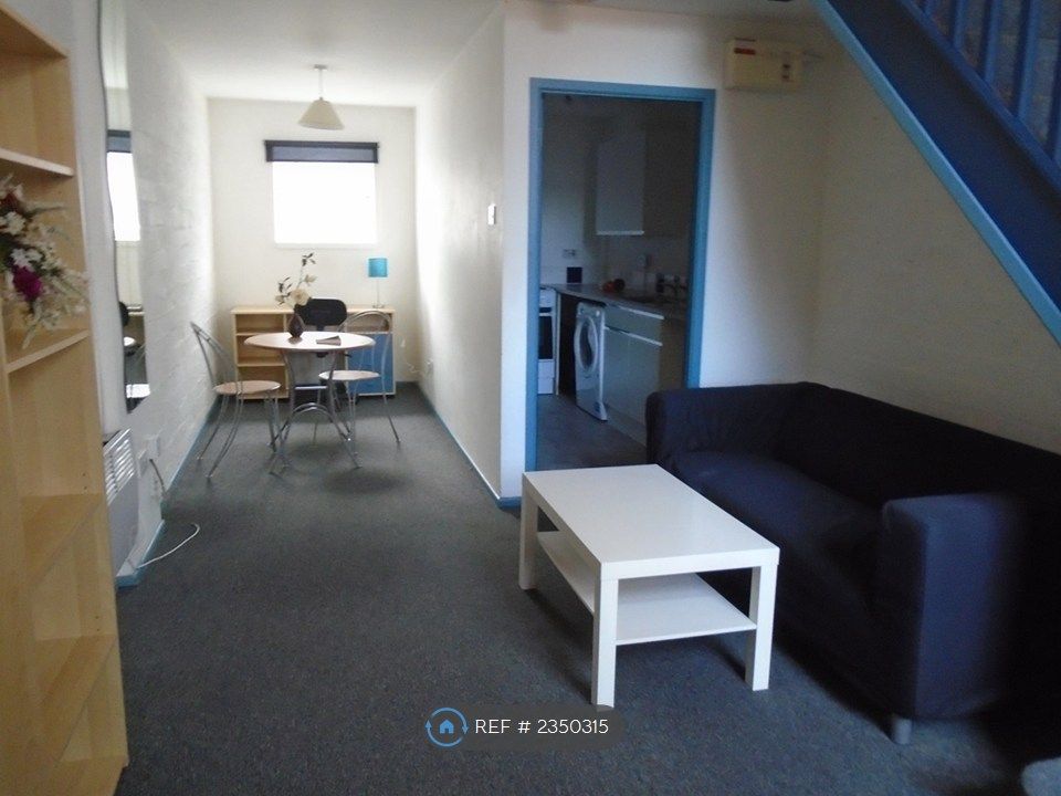 Property photo 1 of 4