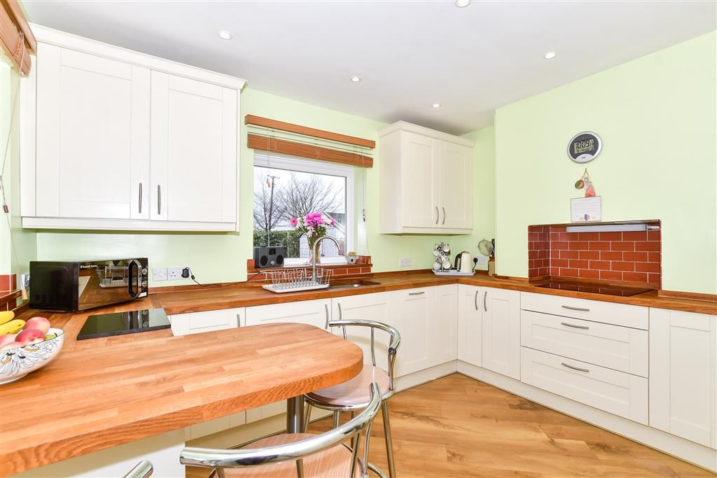 Property photo 1 of 15 Kitchen