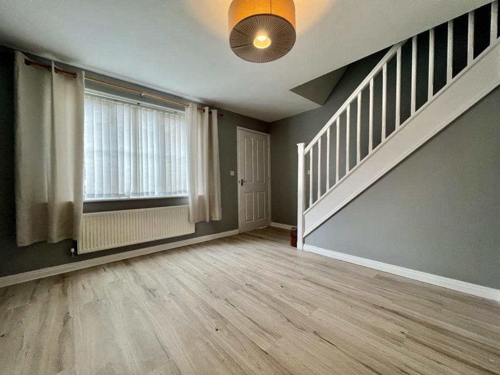 Property photo 1 of 8 Picture No. 08