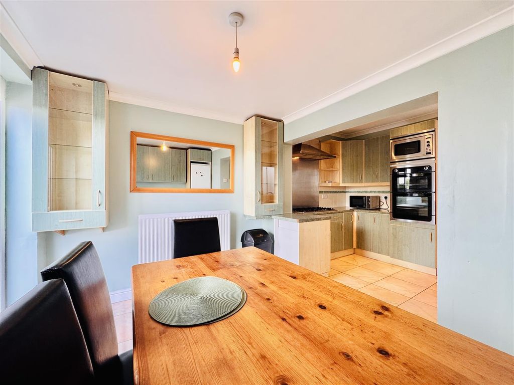 Property photo 3 of 27 Img_8267.Jpg