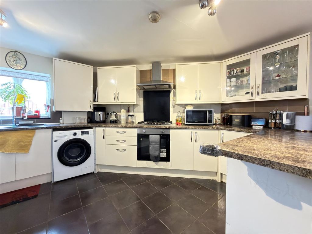 Property photo 3 of 20 Extended Kitchen &amp; Dining Room
