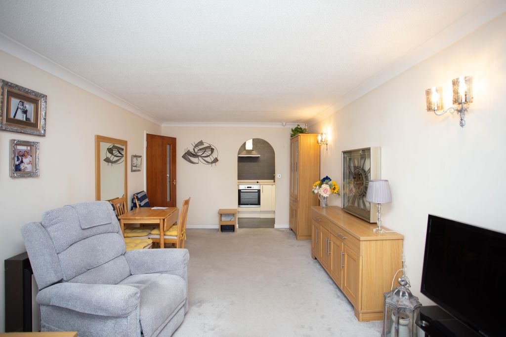 Property photo 3 of 11 Img_6512