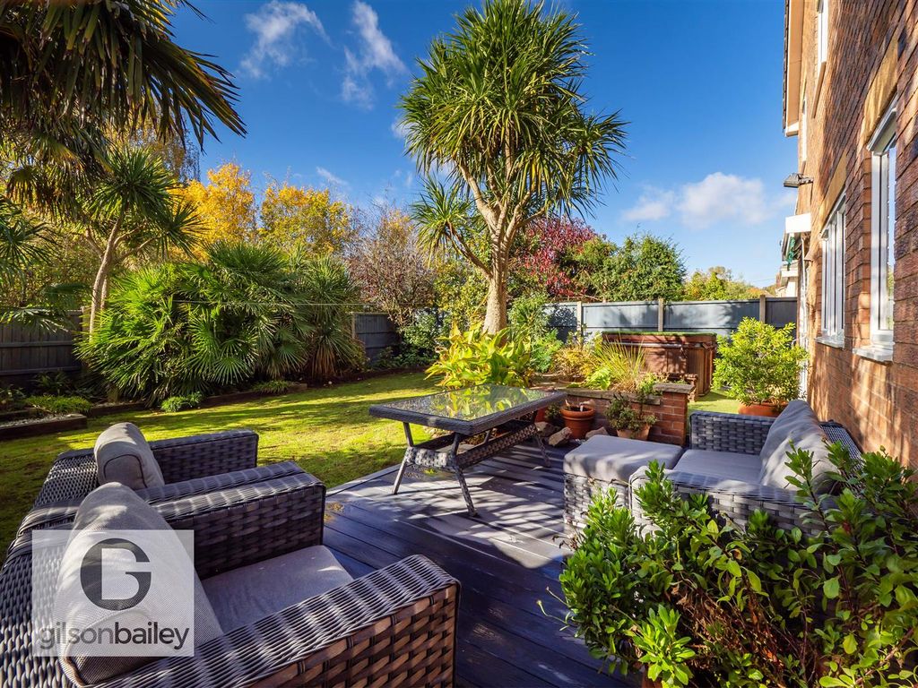 Property photo 3 of 50 16Royalistdrive-37.Jpg