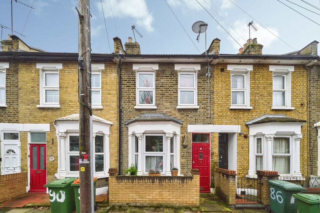 Property photo 1 of 17 Pbox-Img.Jpg