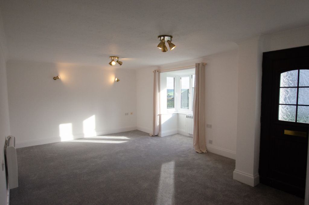 Property photo 3 of 6 3 Annethy Lowen -5