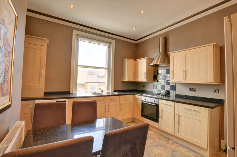 Property photo 3 of 9 Photo 10