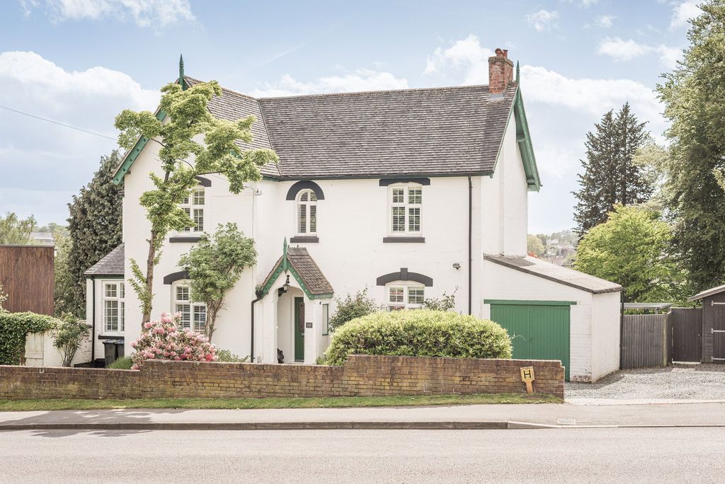 Property photo 1 of 58