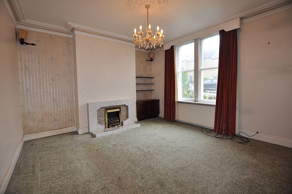 Property photo 3 of 15