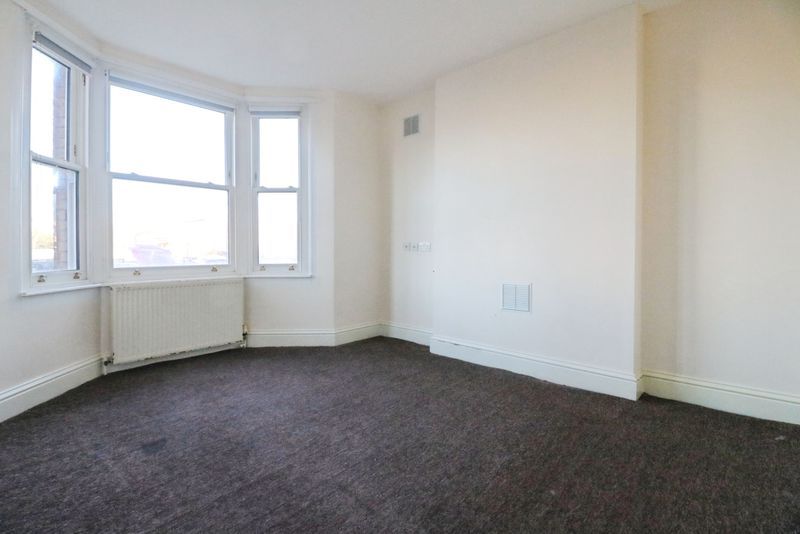 Property photo 3 of 16 Photo 14