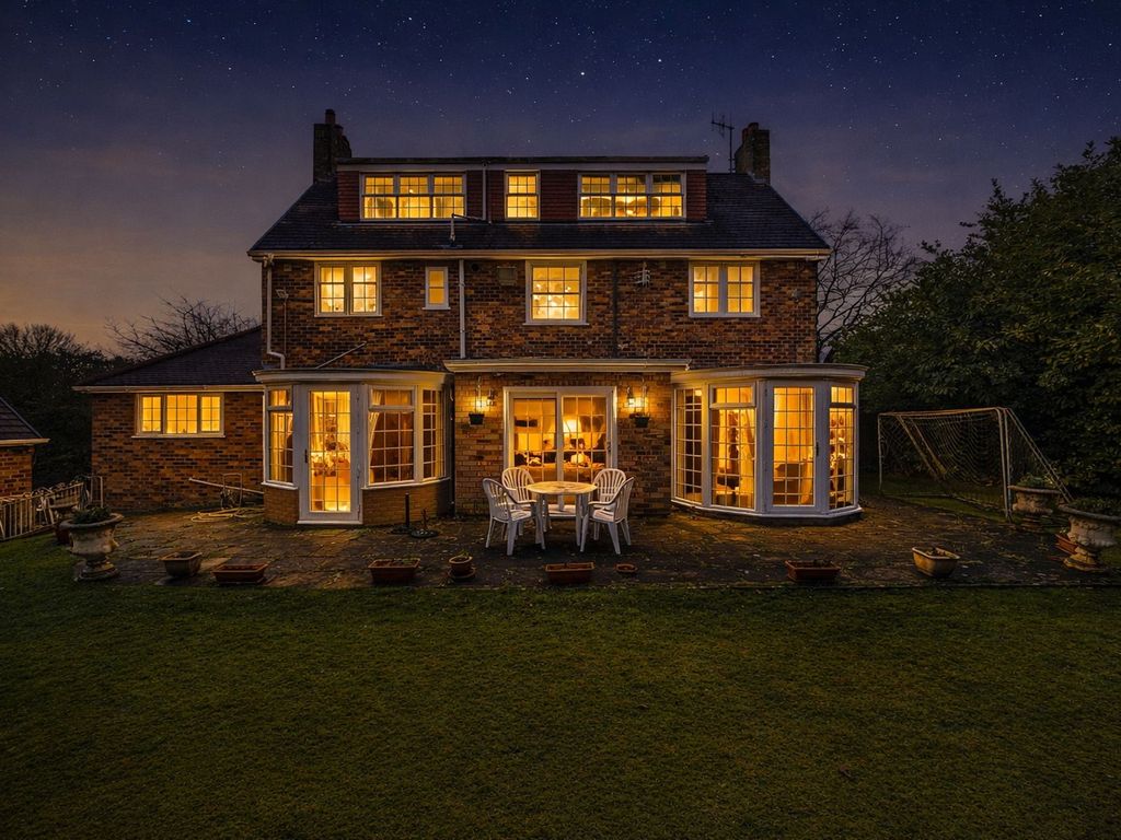 Property photo 2 of 69