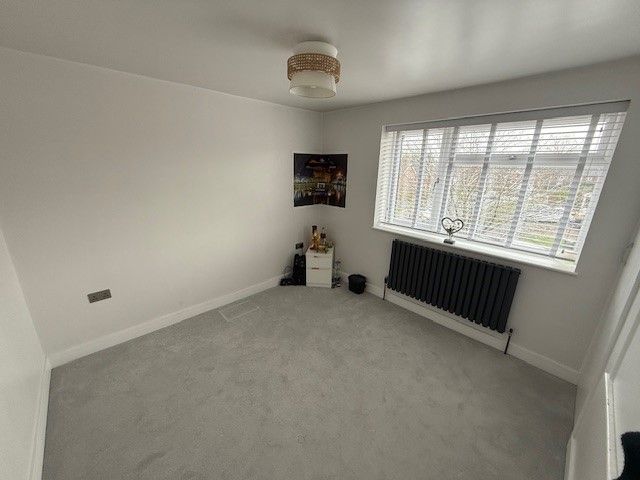 Property photo 2 of 3 Bedroom