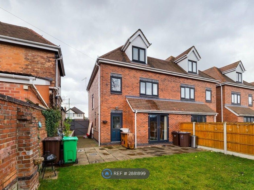 Property photo 2 of 35