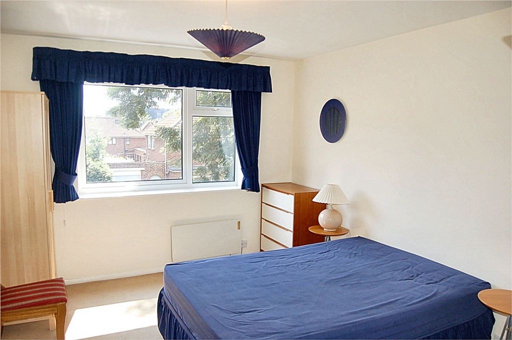 Property photo 2 of 4