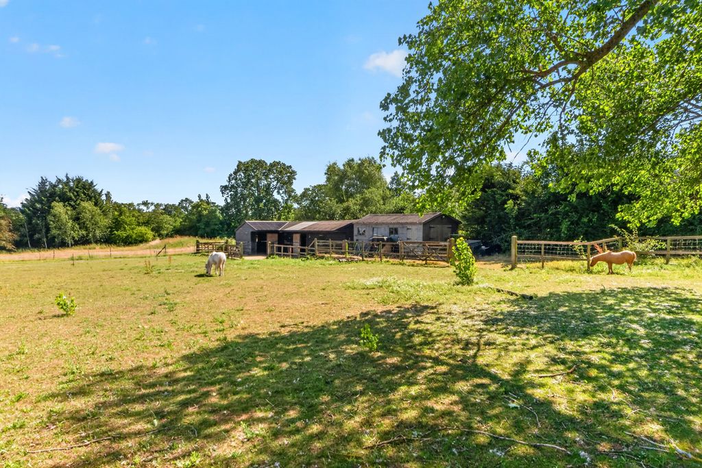 Property photo 3 of 31 Pbox-Img.Jpg