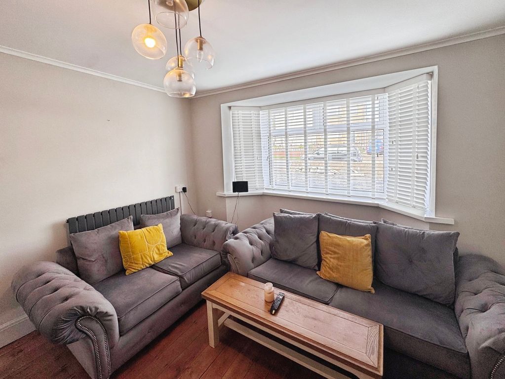 Property photo 3 of 20