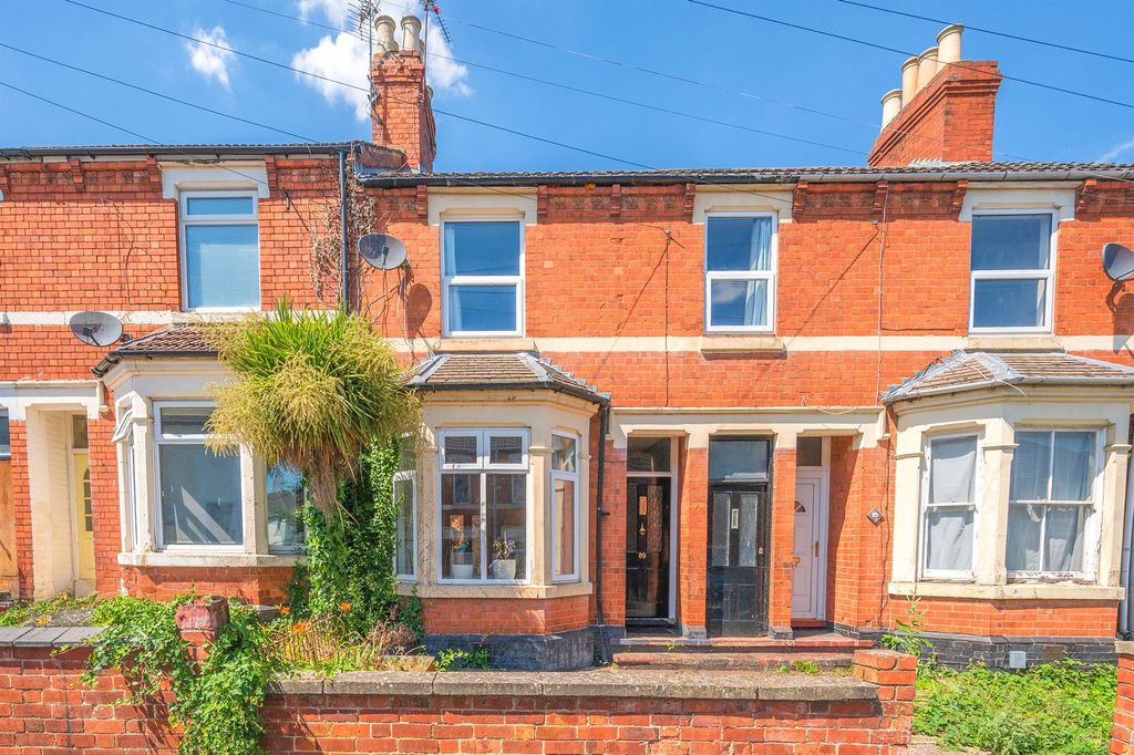 Property photo 1 of 10