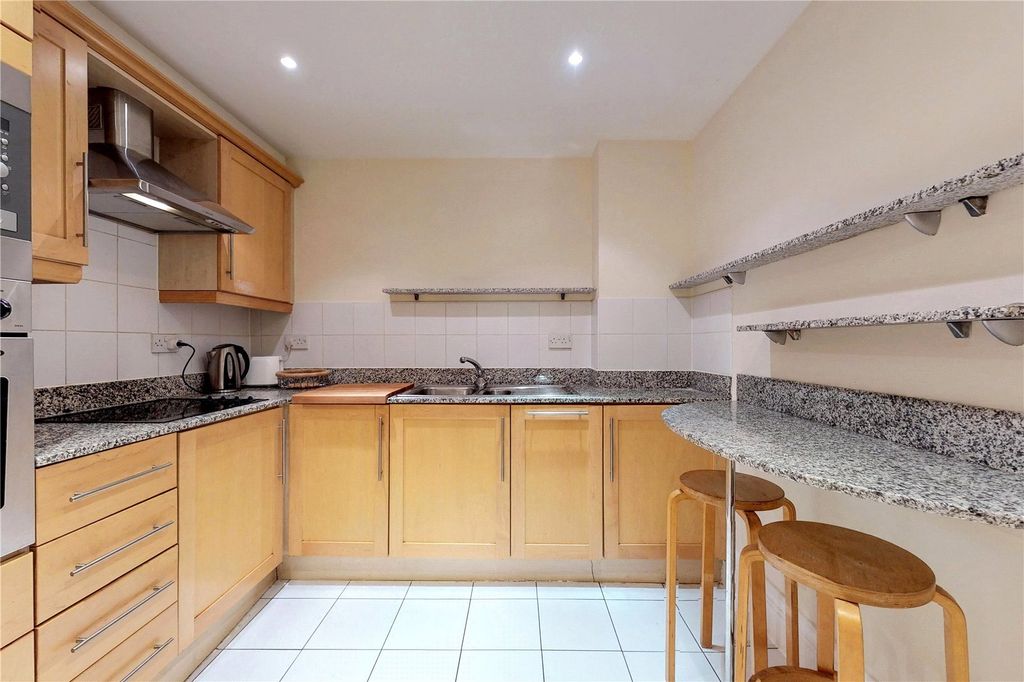 Property photo 2 of 16 Kitchen