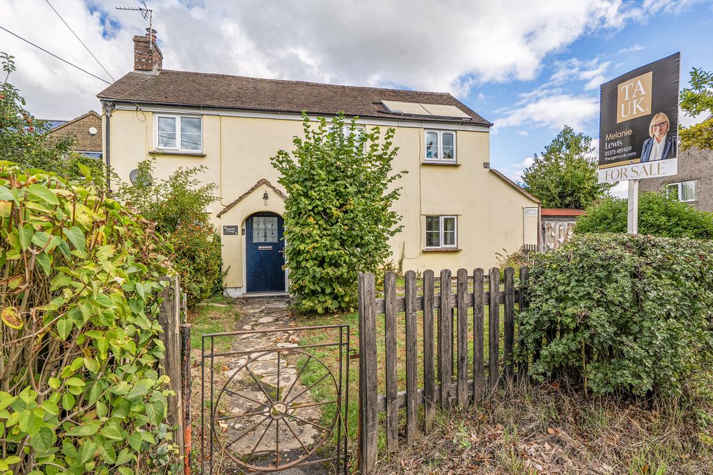 Property photo 1 of 24