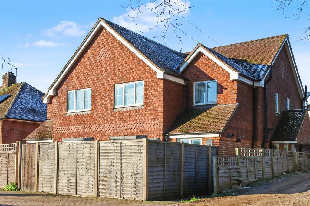 Property photo 1 of 10 3Hillrise Front Dr Photo.Jpg