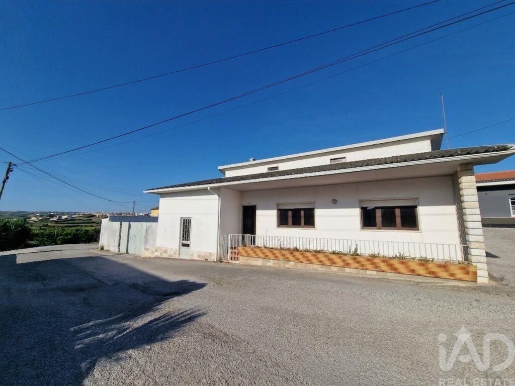 Property photo 3 of 25