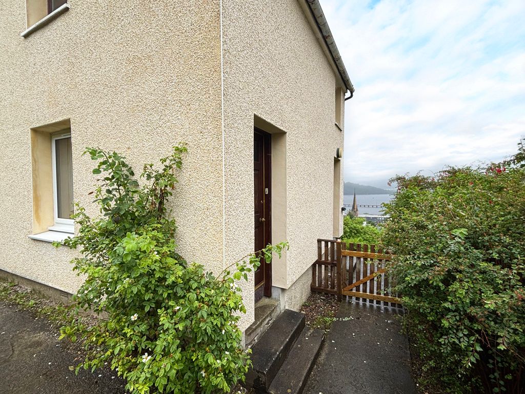 Property photo 3 of 33